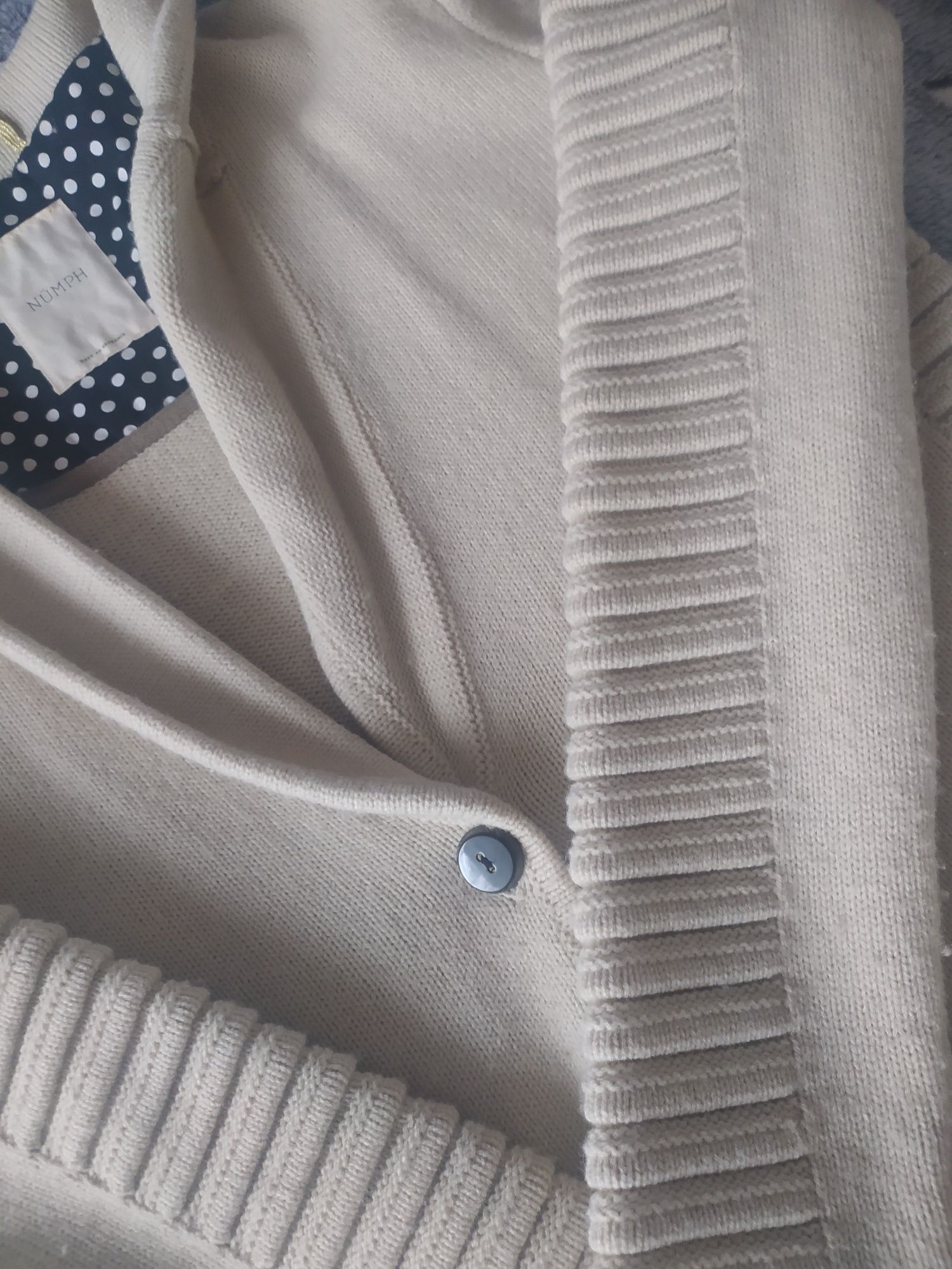 Sweter, narzutka damska Numph