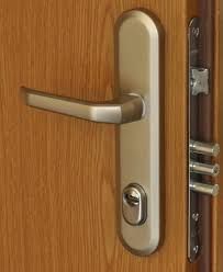 Ślusarz Warszawa Serwis Drzwi Dierre Pogotowie Zamkowe