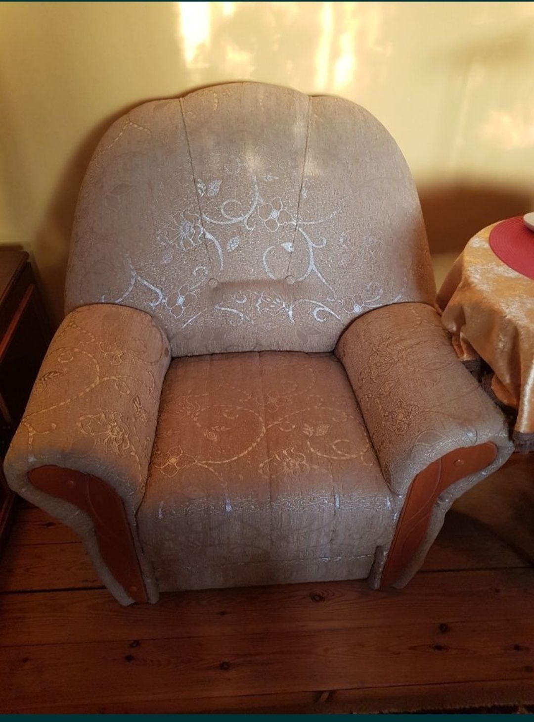 Sofa z funkcją spania plus 2 fotele