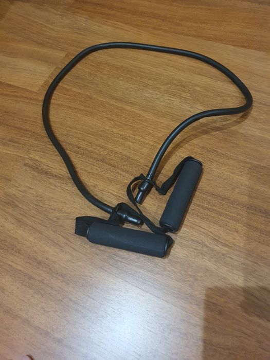 Banda elástica com pegas