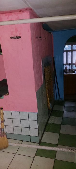 Великий затишний дім для життя, будинок з усіма зручностями