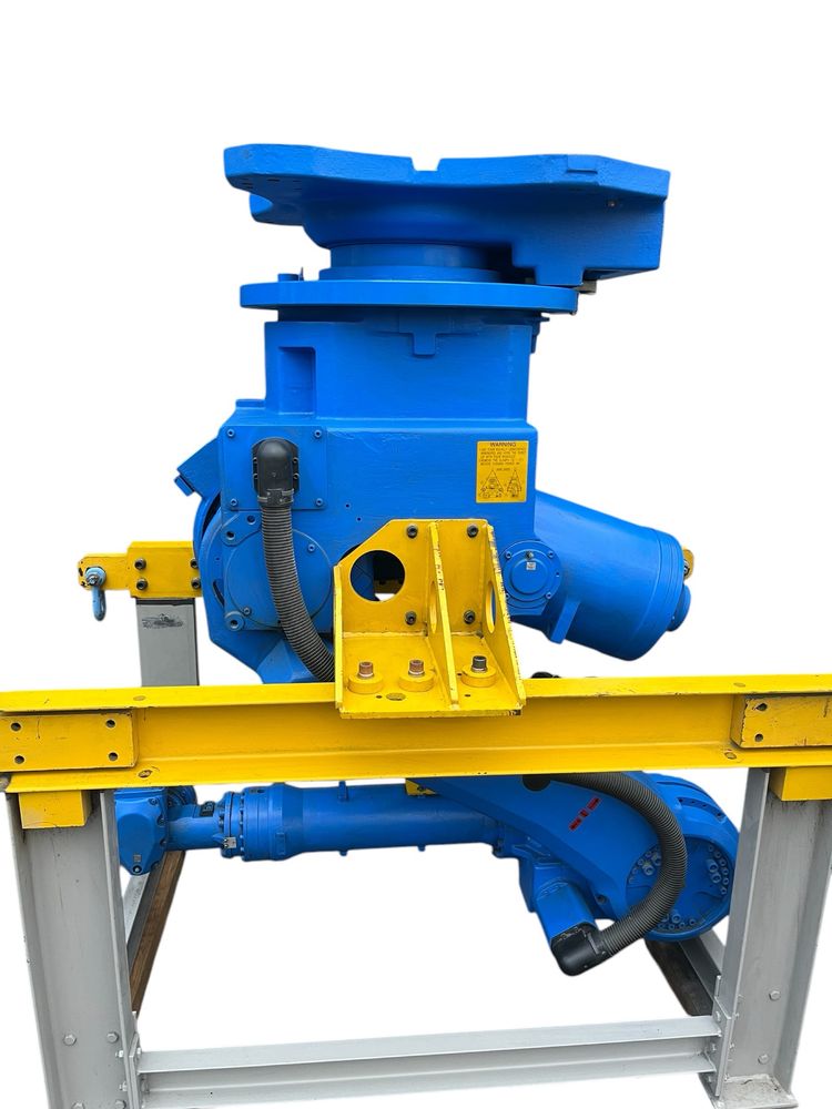 Kompletny robot Yaskawa Motoman UPT 130 T z szafą sterującą