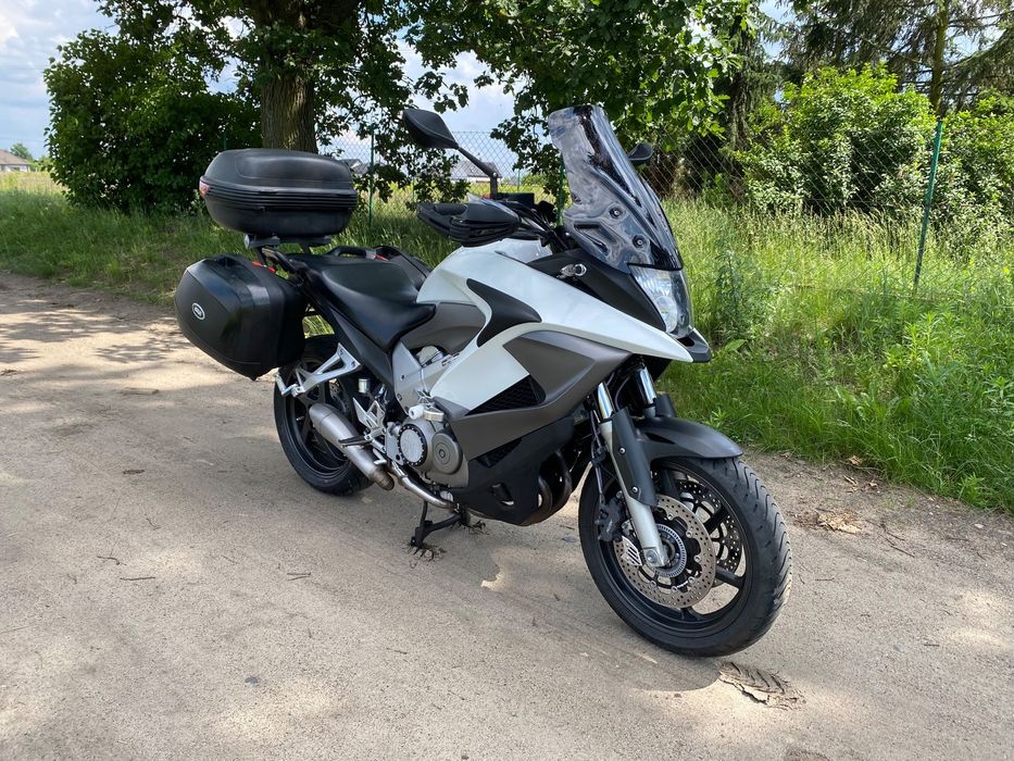 Honda VFR 800 X Crossrunner ABS 2011r 3 kufry