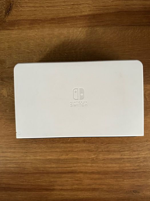 Nintendo Switch Oled plus akcesoria i gry
