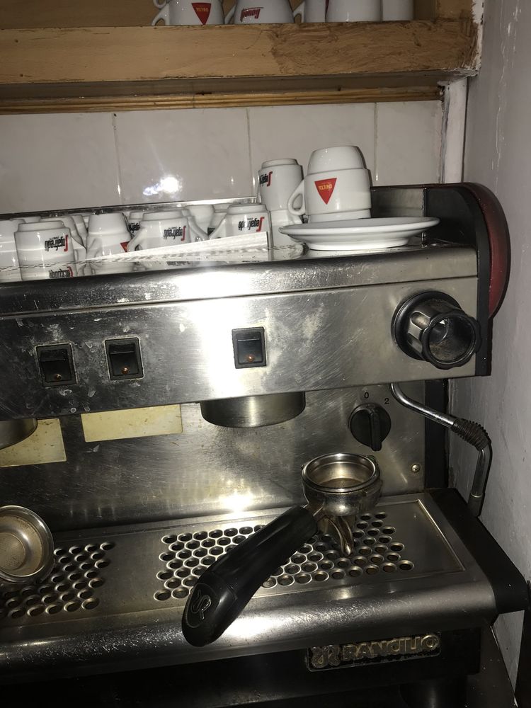 Maquina de cafe variada