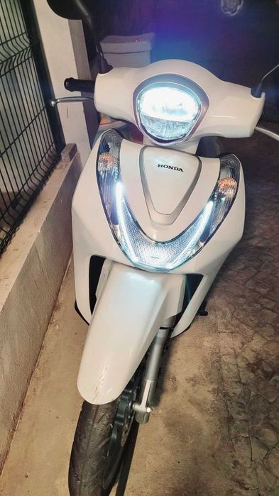 Hoda 125 SH NOVA