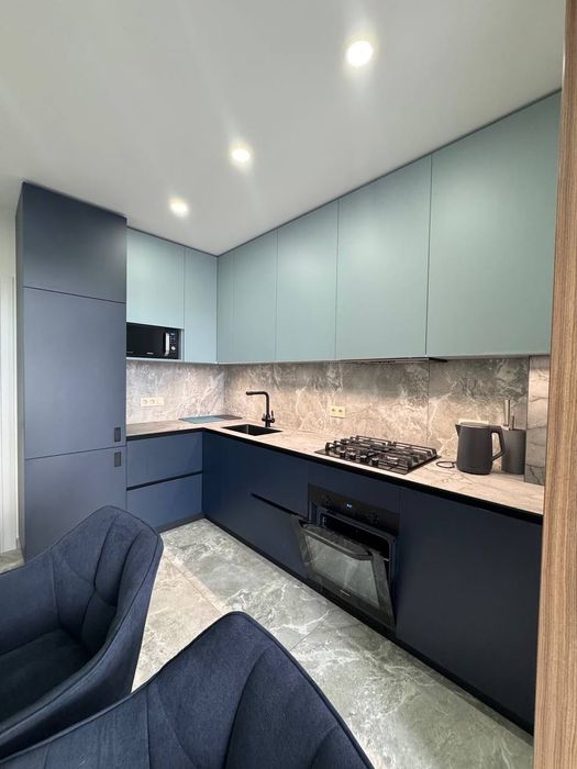 Оренда стильної 1 км квартири поруч з озером