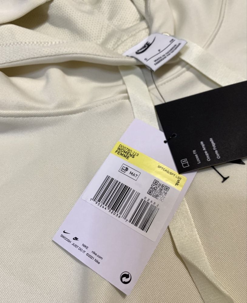Продам летний костюм Nike оригинал