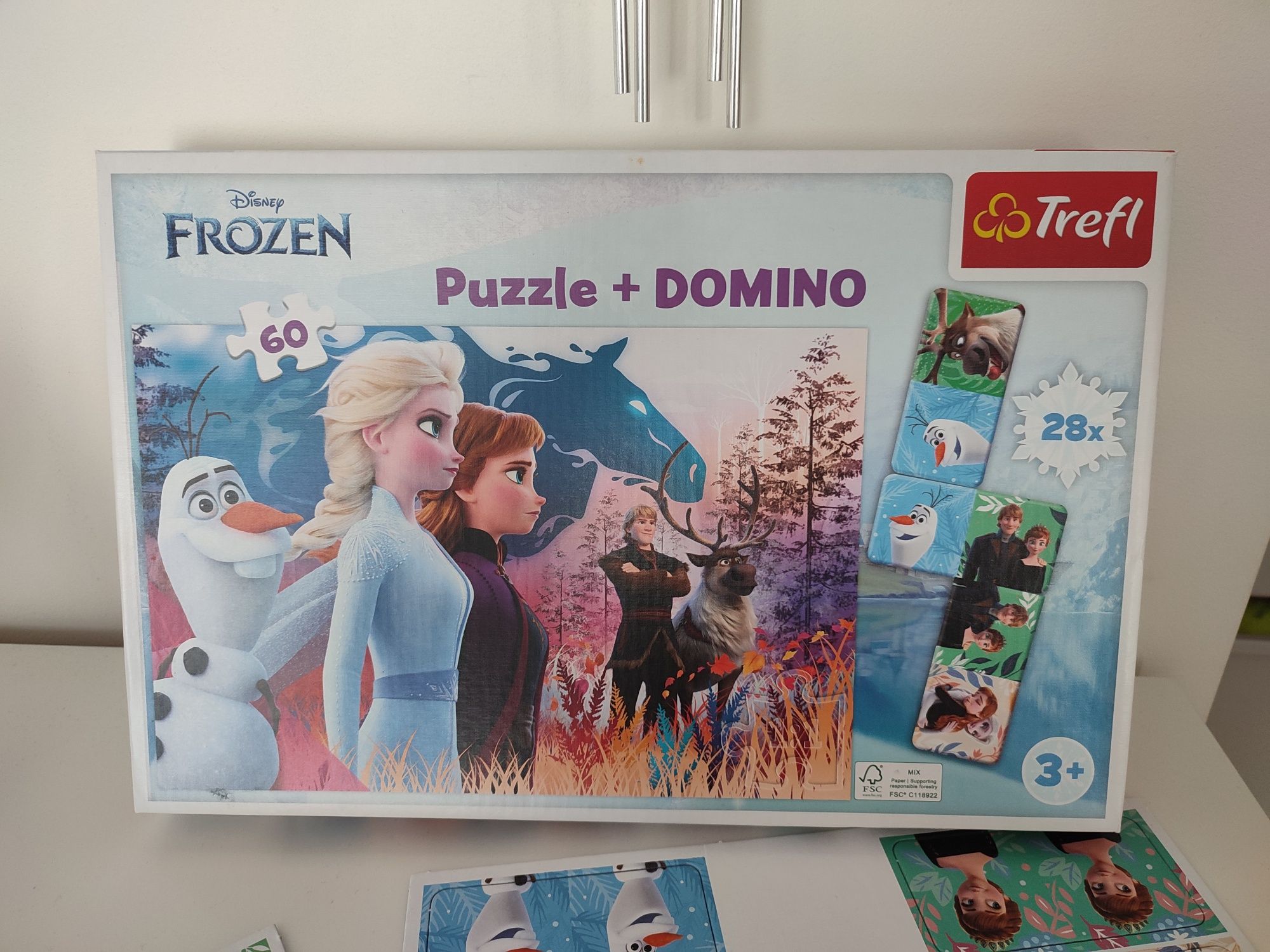 Puzzle Frozen Kraina Lodu i domino