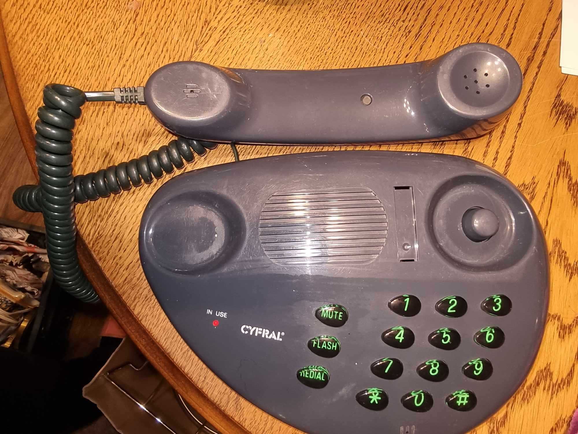 aparat telefoniczny "cyfral"