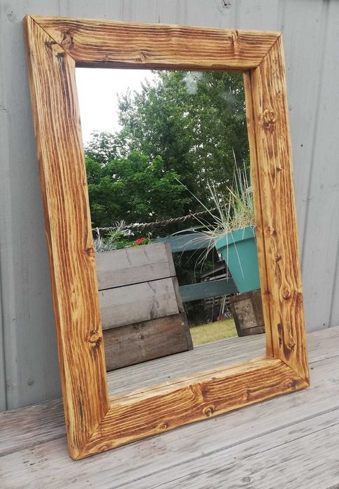 Lustro w ramie drewnianej na wymiar