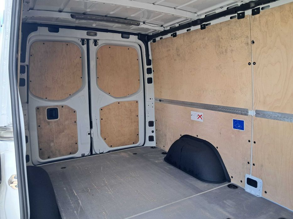 MERCEDES-BENZ Sprinter 317 CDI 907 Hak 3,5t Wzmocniony