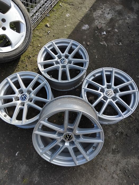 Felgi 16 5x112 VW Passat Tiguan T-Roc Caddy Touran Golf