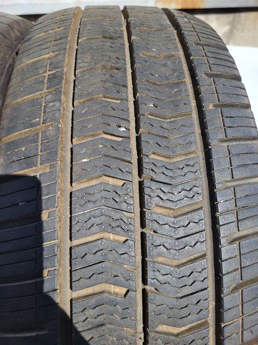 225/65r16C Kumho PorTran 4S