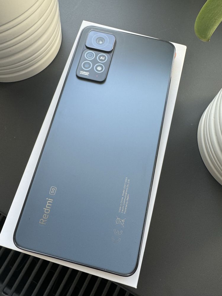 Sprzedam Xiaomi Redmi Note 11 PRO 5G