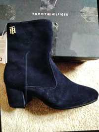 Botas Tommy Hilfiger para mulheres, totalmente novos. Tamanho 37-38