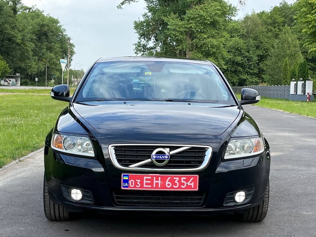 Продам свіжо пригнаний автомобіль Volvo v 50 2012 року