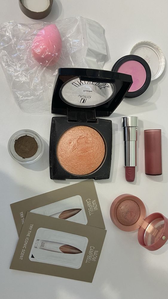 Zestaw kosmetyków do makijażu jak nowy Douglas Bourjois