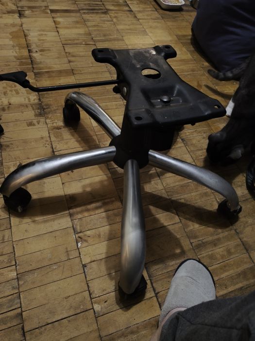 Очьки от солнца для молодежи