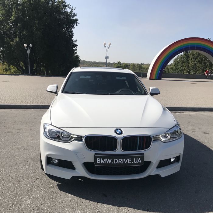 BMW F30 330i XDrive