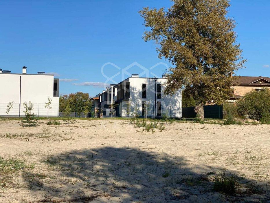 Будинок дуплекс перша лінія Дніпра Осокорки неподалік Sky River