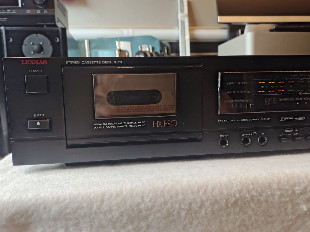 Luxman L-111 magnetofon