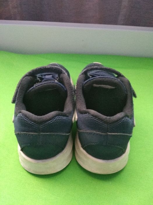 Buty chłopięce Nike Downshifter 7 rozmiar 26
