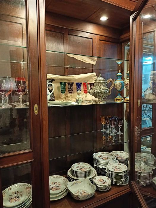 Armário Vitrine 6
