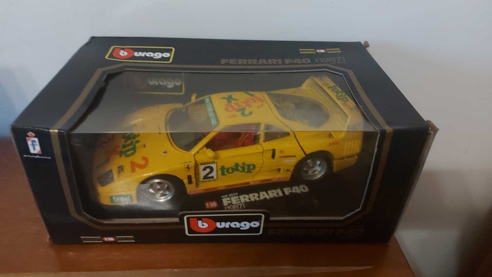Bburago Diamonds 1/18 Ferrari F40 (1987) cod. 3022