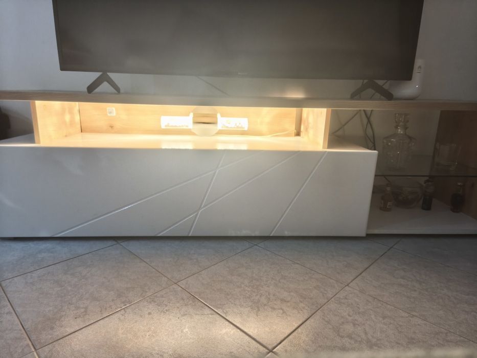 Móvel de TV da Homy Casa (Ver fotos e descrição)