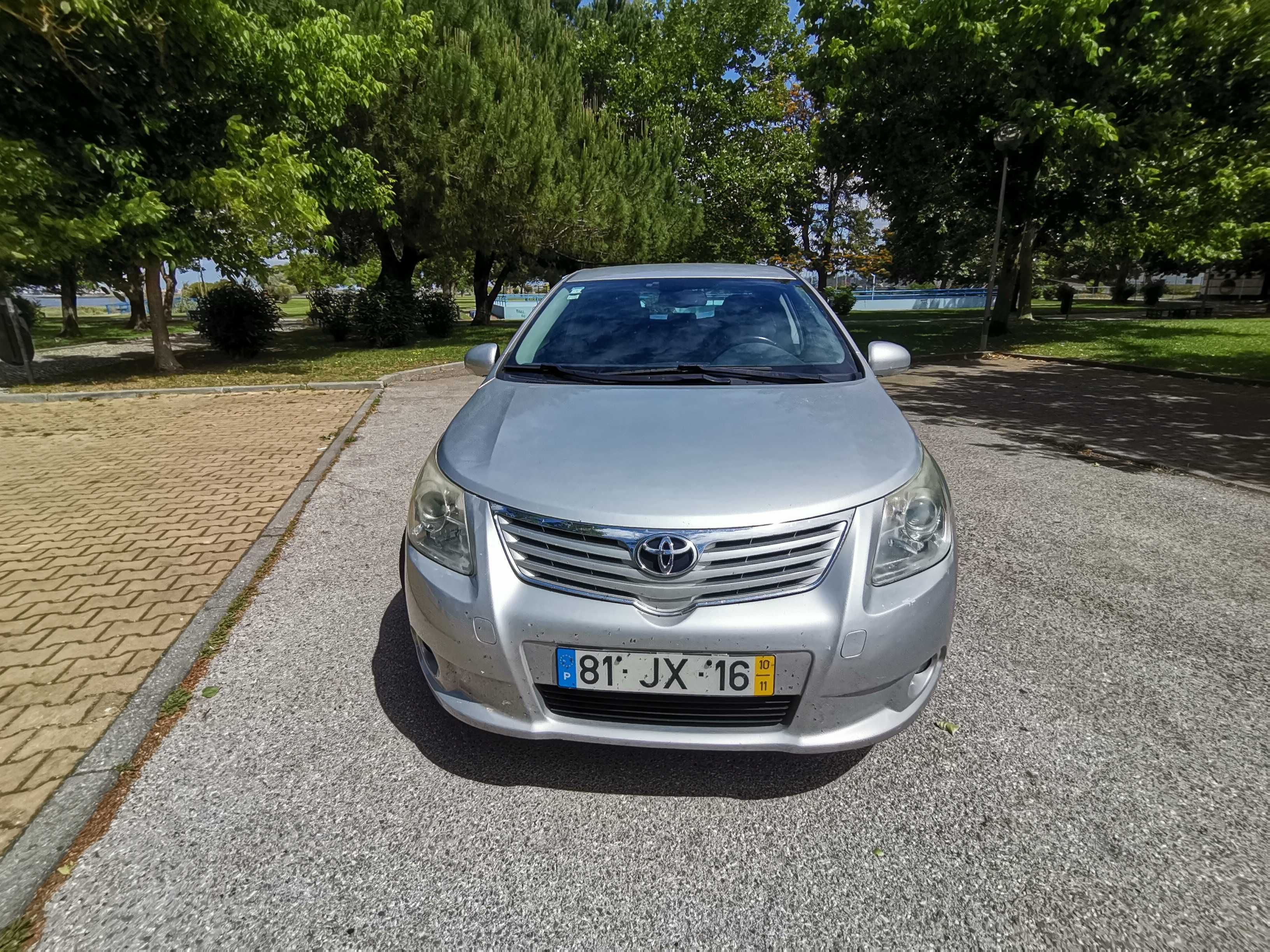 Toyota Avensis 2010