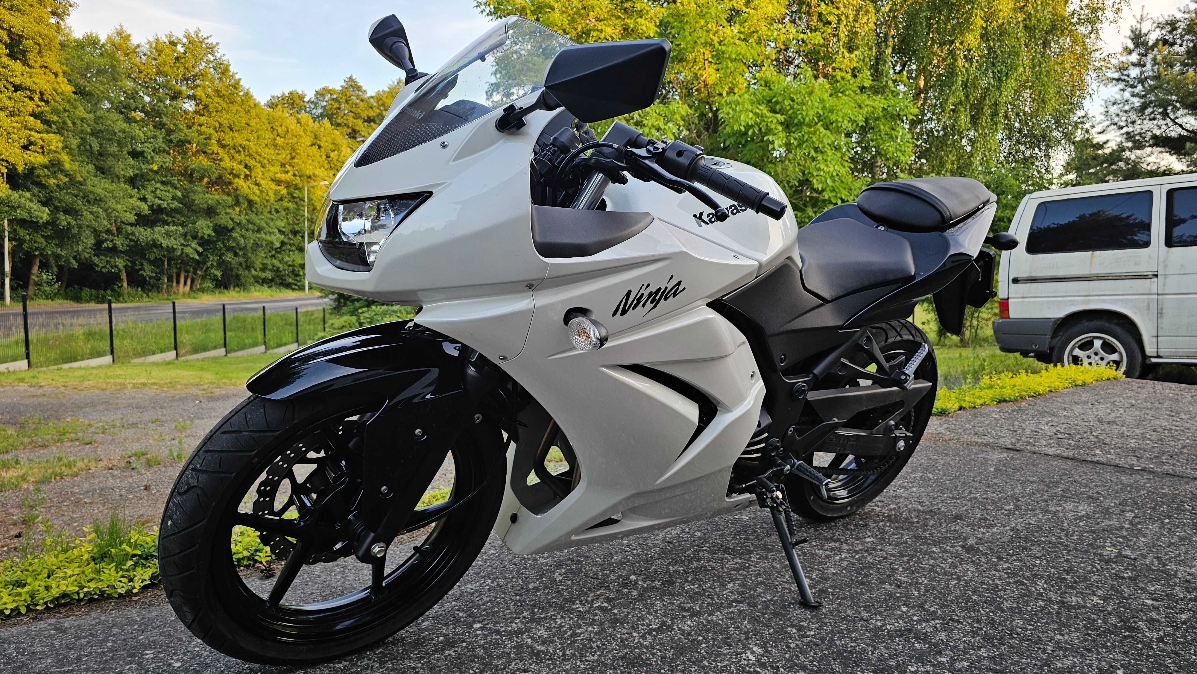 Kawasaki Ninja 250  Ex 250R niewielki przebieg