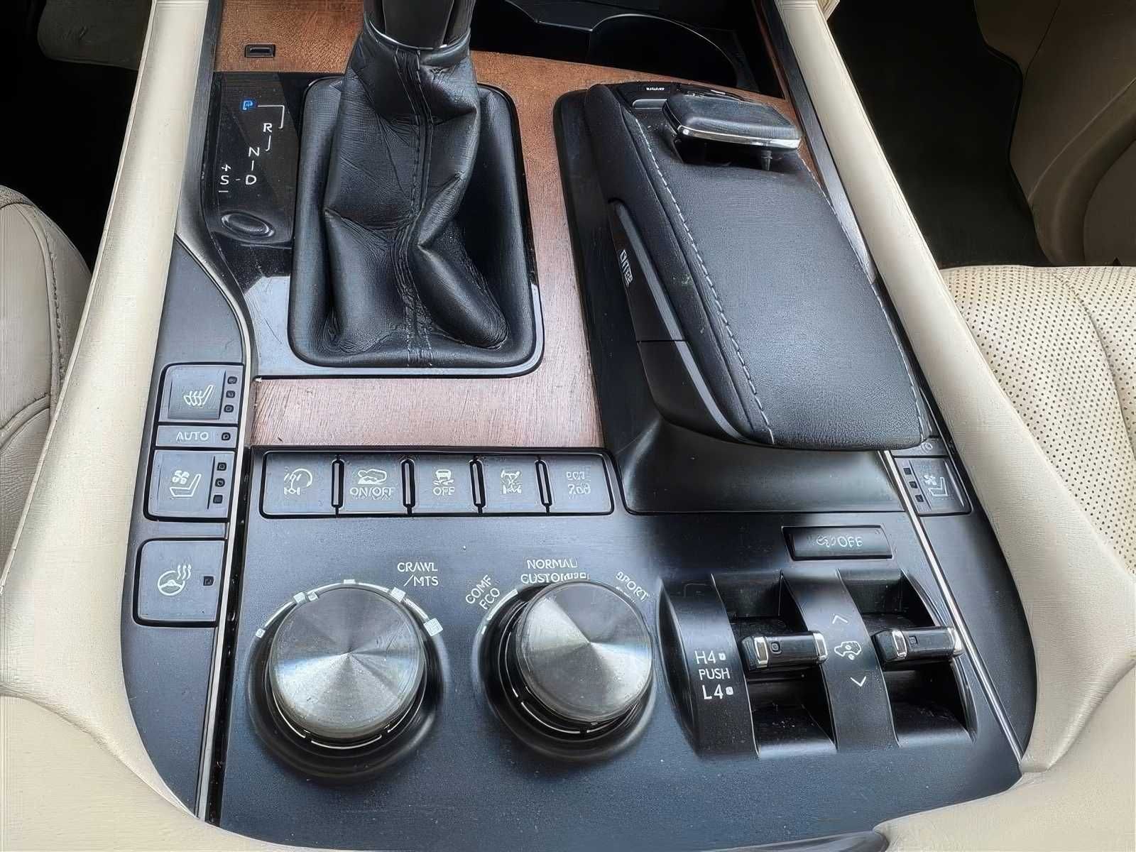 2017 Lexus LX 570