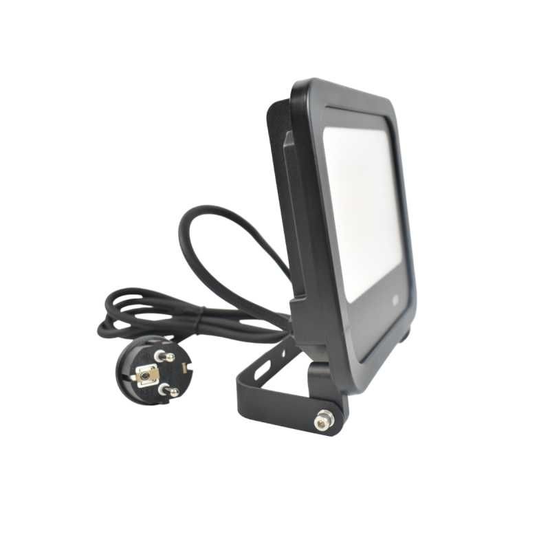 Projetor LED exterior RGBW com controlo remoto - IP65 - 120º- 50W