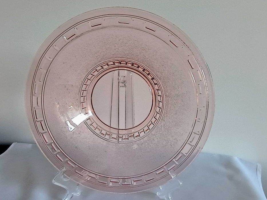 Bohemia różowa misa z greckim wzorem sygnowana