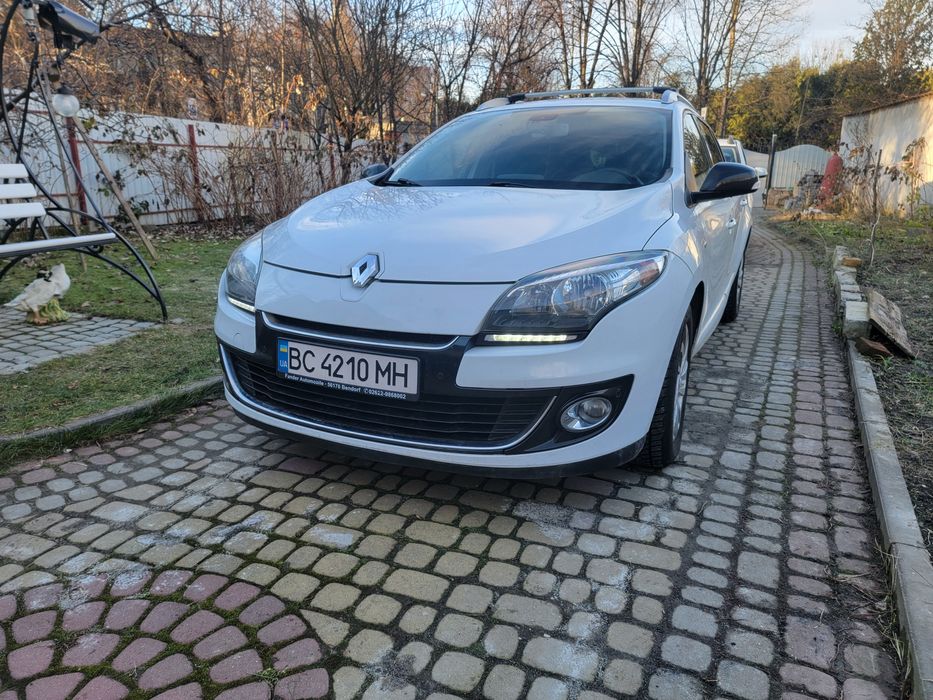 Renault Megane BOSE (10.2013р.) III покоління  1.5 dCi MT (110 к.с.)
R