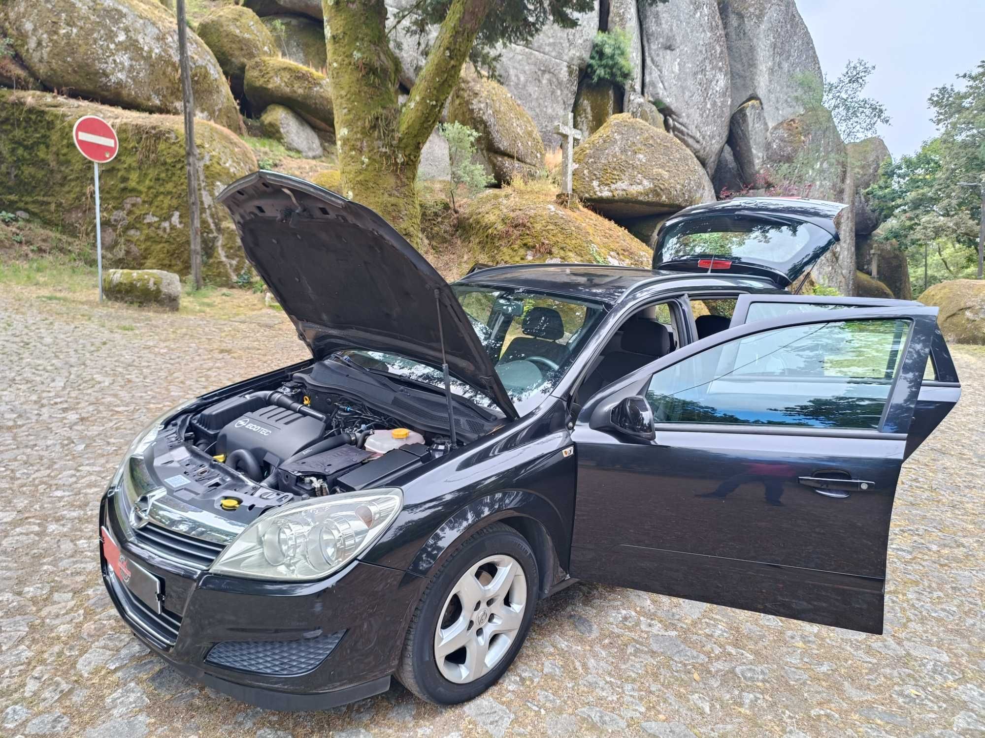 OPEL ASTRA 1.3 CDTI 90 CV COM AR CONDICIONADO