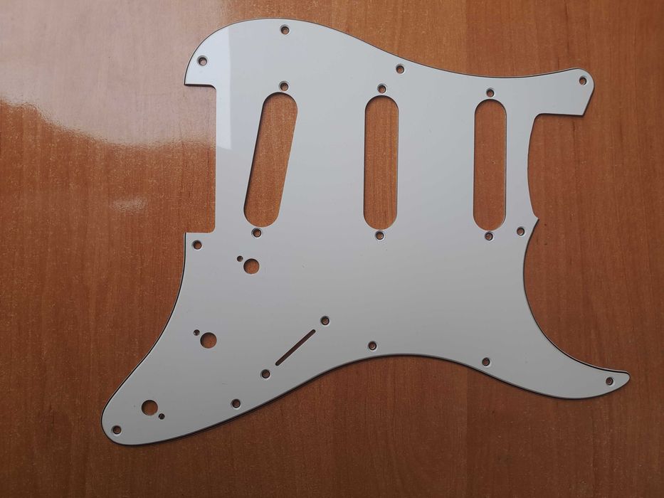 Pickguard Fender Stratocaster SSS, maskownica gitary elektrycznej