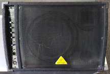 Behringer Eurolive F1320D
