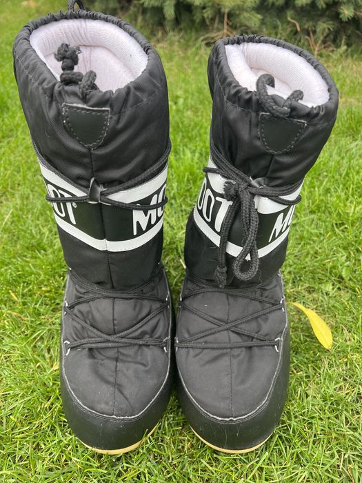 Чоботи Moonboot чорні