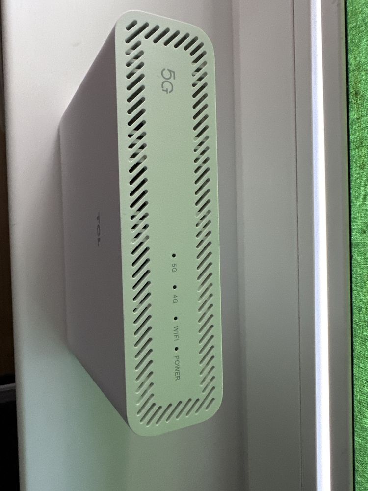 Router TCL Linkhub 5G HH515L