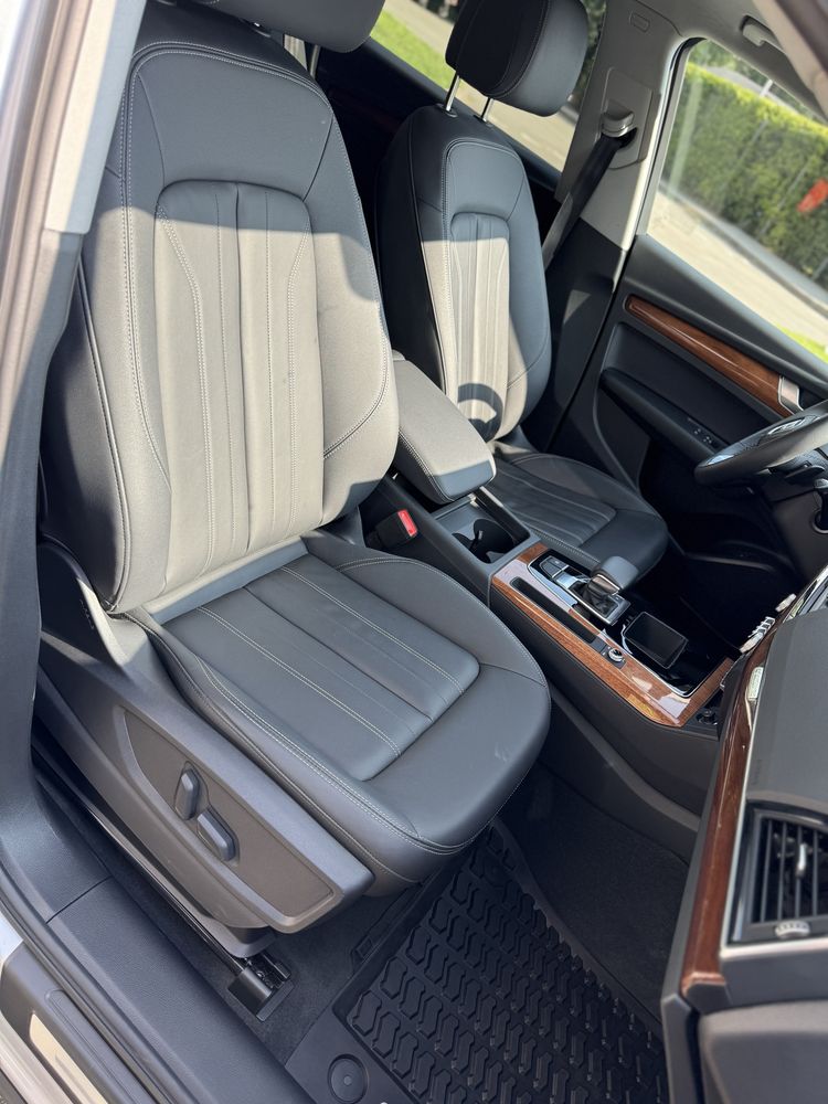 Audi Q5 Premium 45 2023