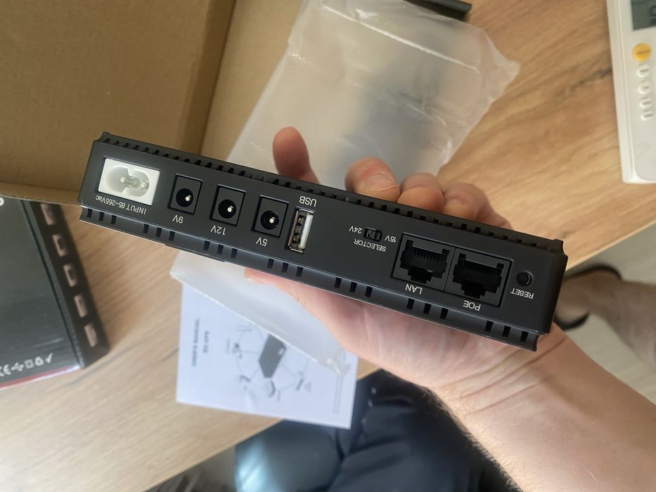 ДЖБ УПС безперебійник павербанк для роутера 12000 mAh, 5V/9V/12V
