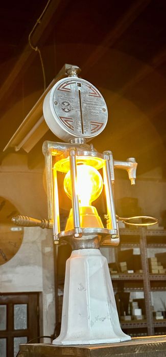 Candeeiro bomba de êmbolo