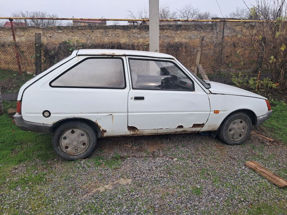 Таврія 1102   на ходу