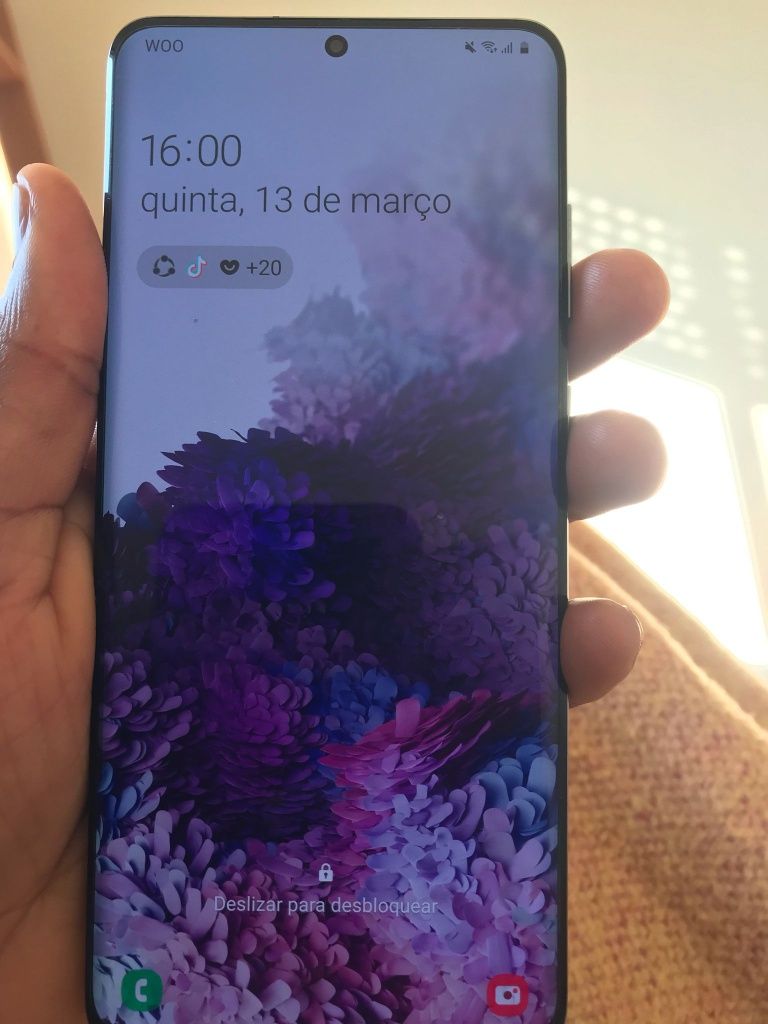 Samsung Galaxy S20 +