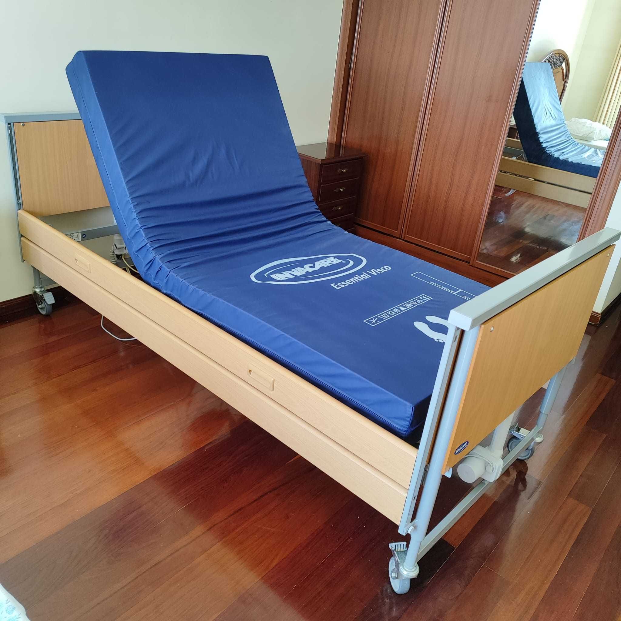 Cama hospitalar articulada elétrica Invacare - Usada