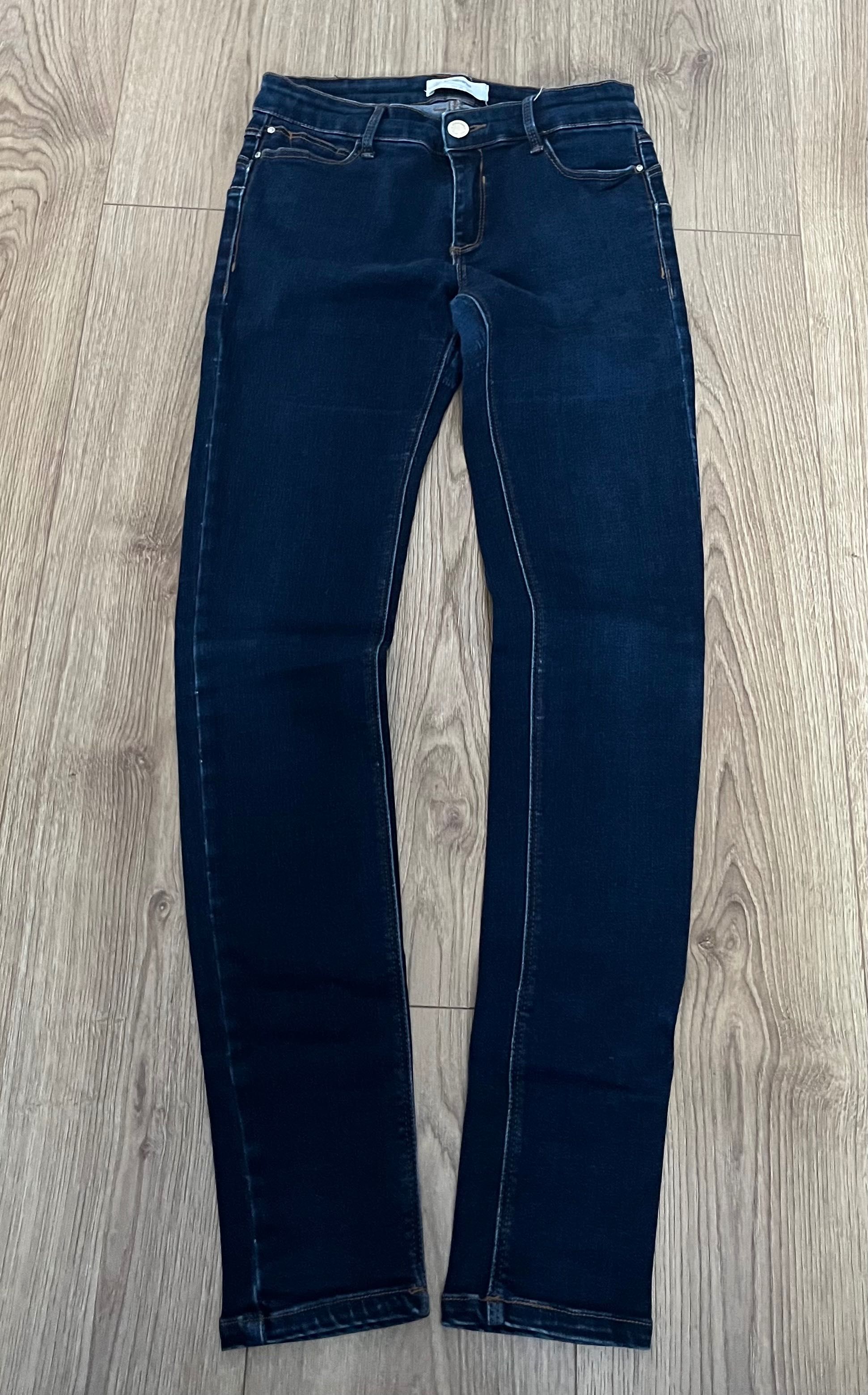 Spodnie jeans Stradivarius granatowe, polecam