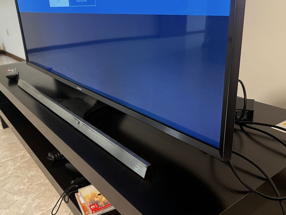Smart TV Samsung 48” 4K UHD – Série 7 (UE48JU7000L)