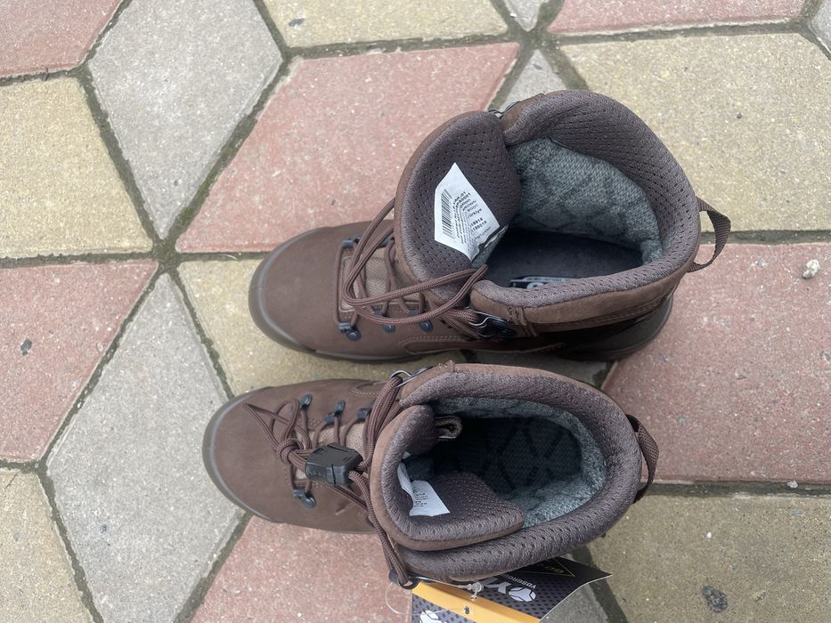 Продам зімні берци нові есть розмер 41